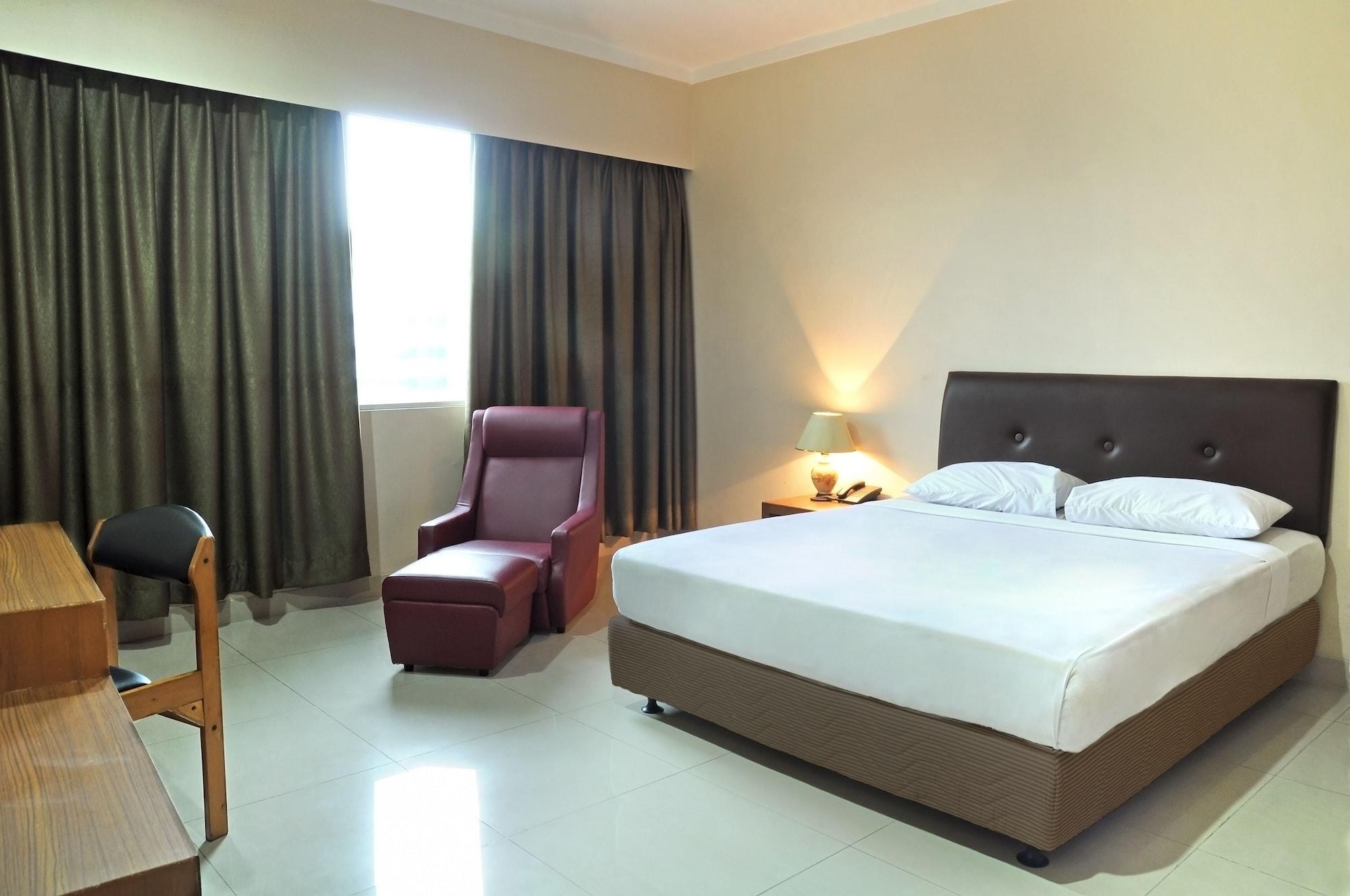 Hotel Banyuwangi Sintera Jakarta Ngoại thất bức ảnh